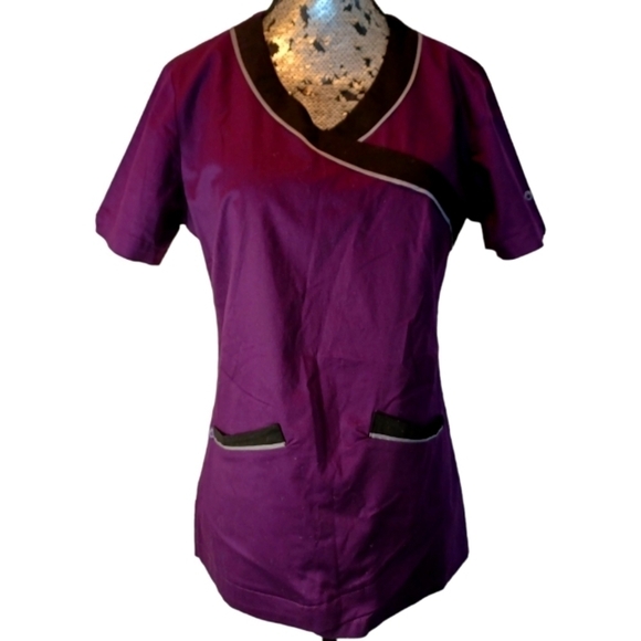 HEALTH Pro Scrub Top - Picture 1 of 12